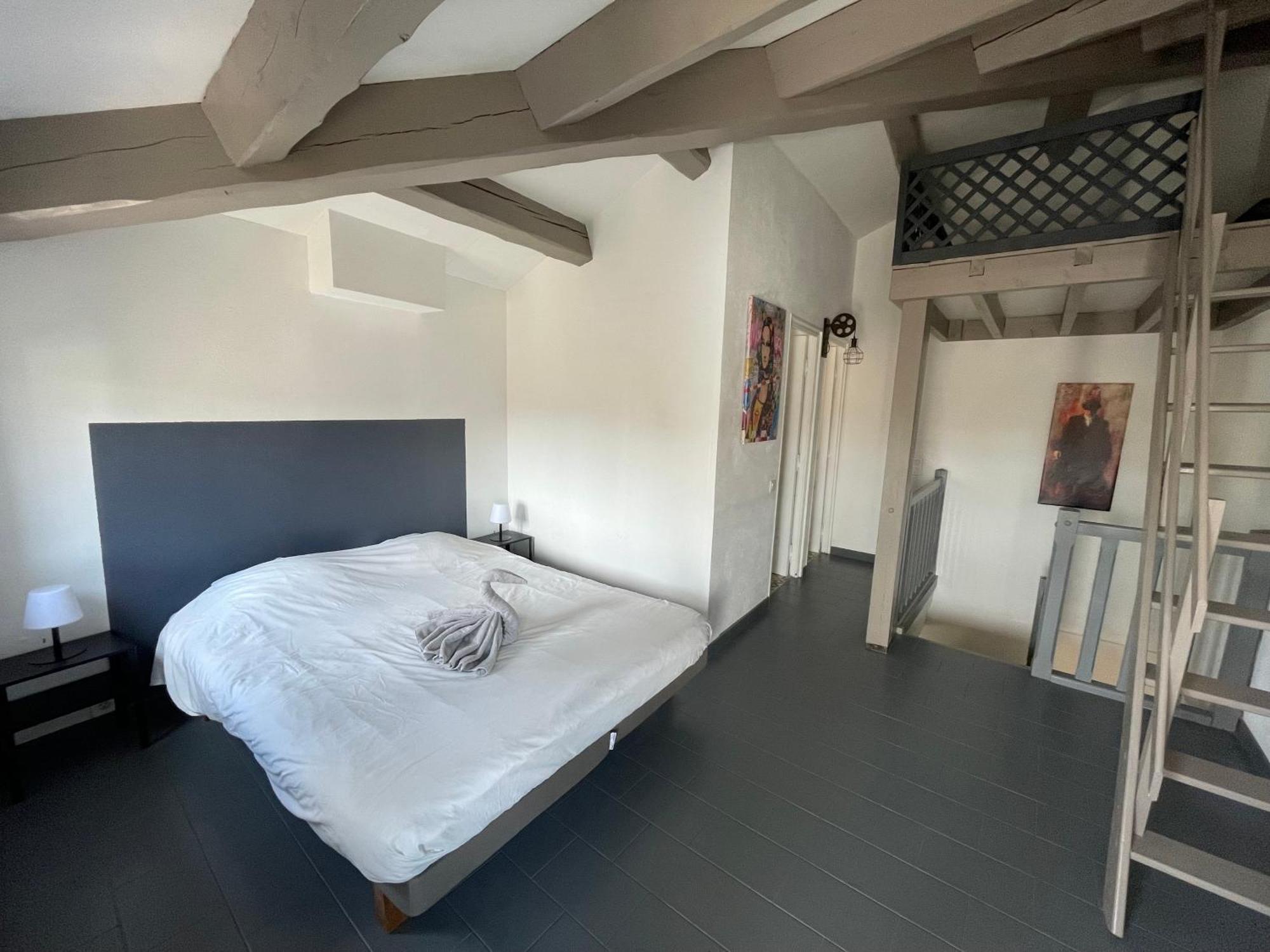 Maison De Village Avec Balcon Rooftop Maillane Bagian luar foto